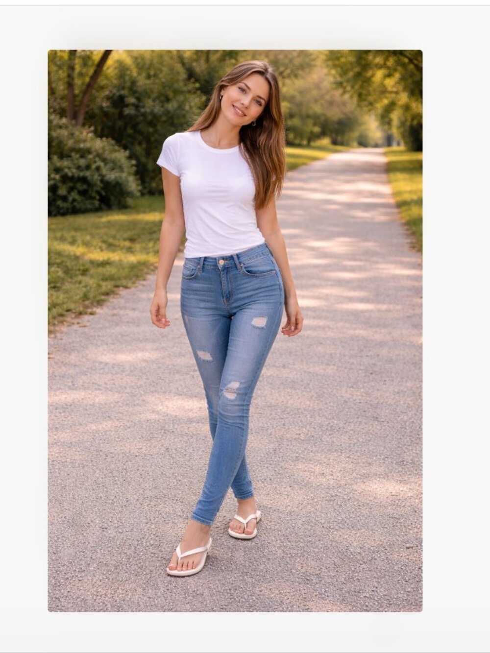 High Rise Super Skinny Hollister Classic Stretch Size 5 Short distressed